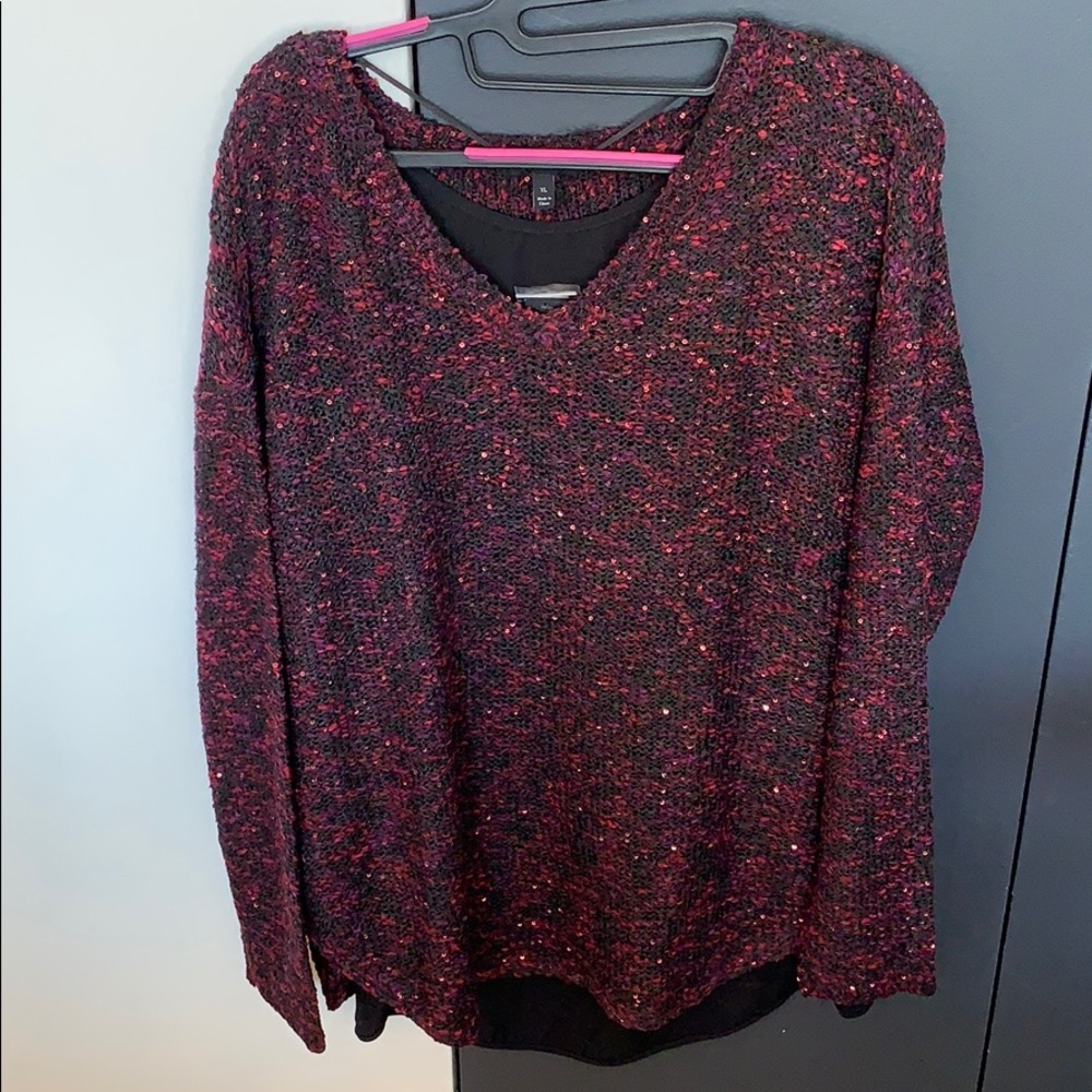 ✨Sweater✨🛍 - Picture 2 of 4